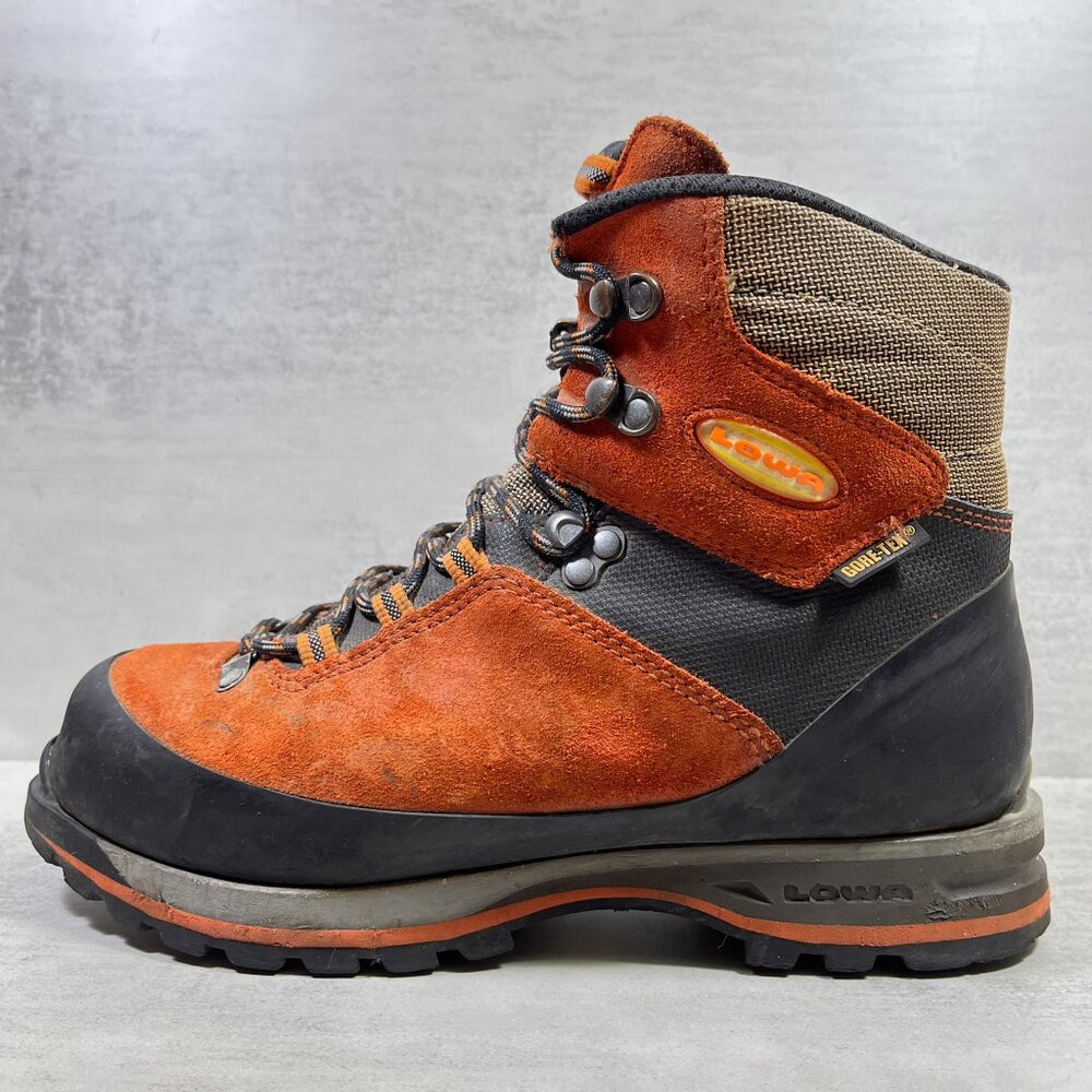 Lowa Mountain Expert GTX Gore-tex Hiking Boots - Women's Size 7.5 US / 39 EU